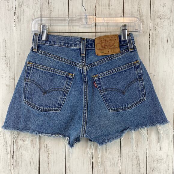 Urban Renewal Remade Levi’s Blue Distressed 501 Cut-off 2.5" Denim Short Size 28 - Picture 1 of 12